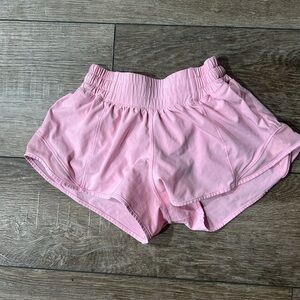 Cute lulu lemon athletic shorts w/ liner & side pocket. Inside key pocket.